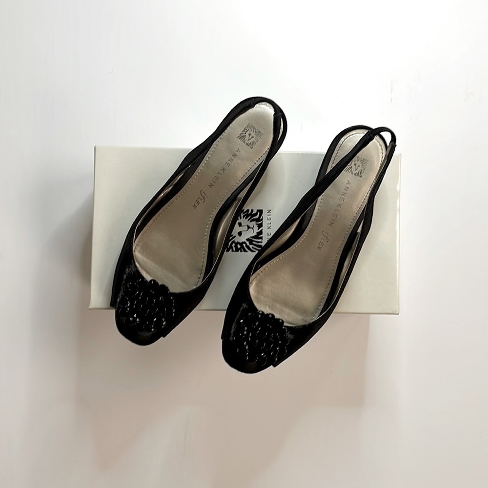 Anne Klein | Aklarna Black Sling Back